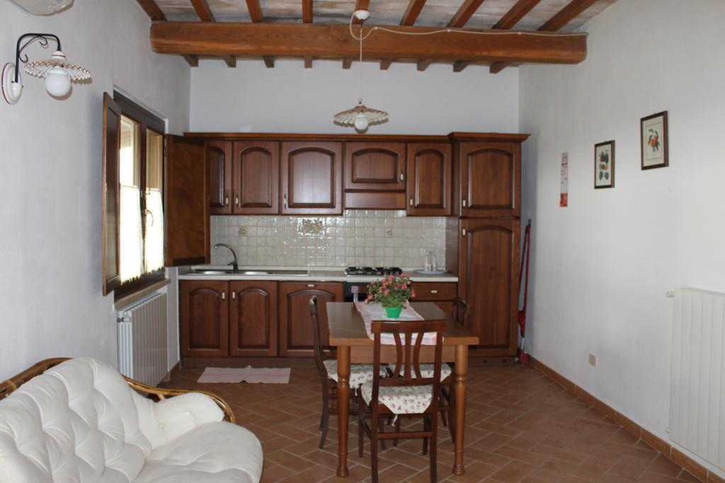 Agriturismo Colle D' Oro Pescia Romana Zimmer foto