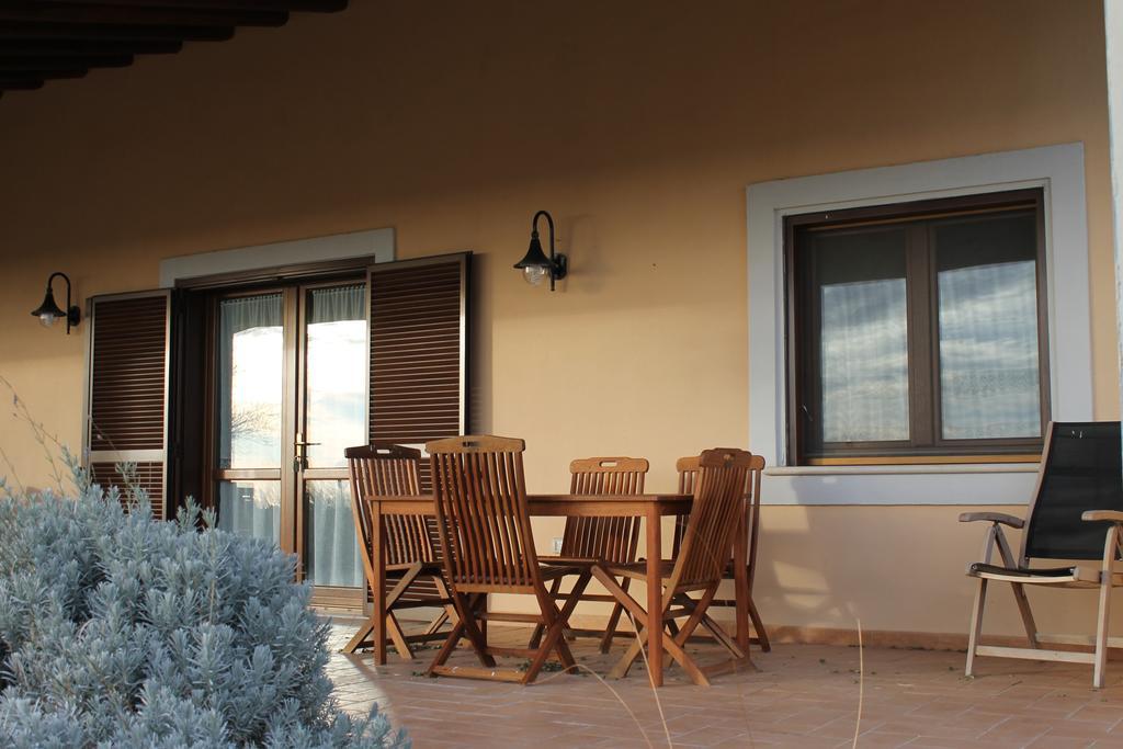 Agriturismo Colle D' Oro Pescia Romana Zimmer foto
